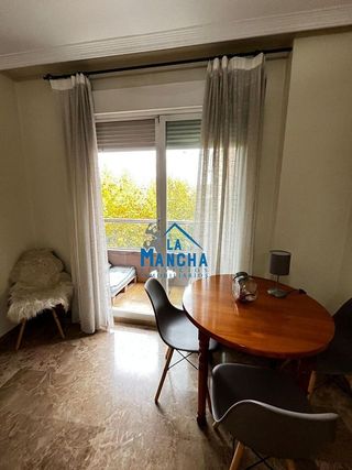 Piso en venta en Santa Cruz - Industria - Polígono Campollano en Albacete