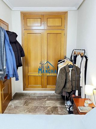 Piso en venta en Santa Cruz - Industria - Polígono Campollano en Albacete