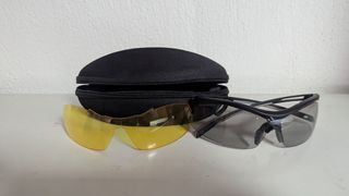 Gafas deportivas con lentes intercambiables