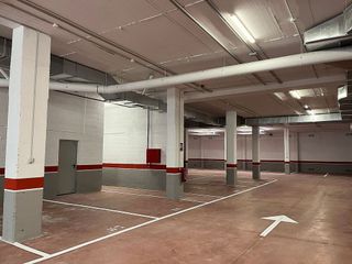 Garaje en alquiler en Vallobín - La Florida en Oviedo