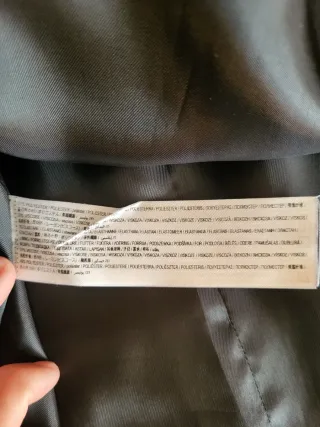 Falda negra talla M de Mango