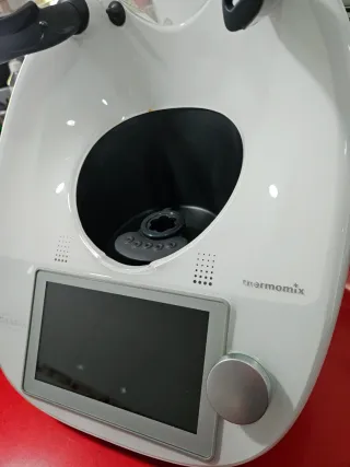 Thermomix TM6 con 2 vasos