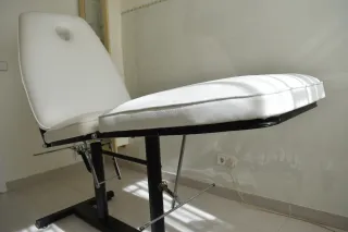 Camilla blanca de 3 cuerpos