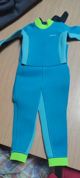 Neopreno bebé Nabaiji Talla 24 meses. Nuevo.