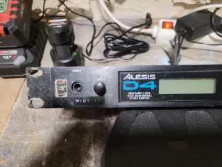 Módulo de Percusión Alesis Trigger