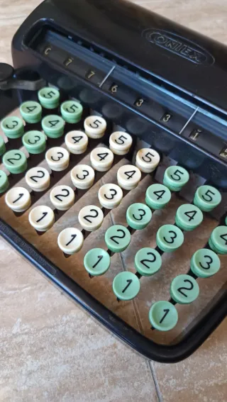 CONTEX A. Calculadora Mecánica Antigua.