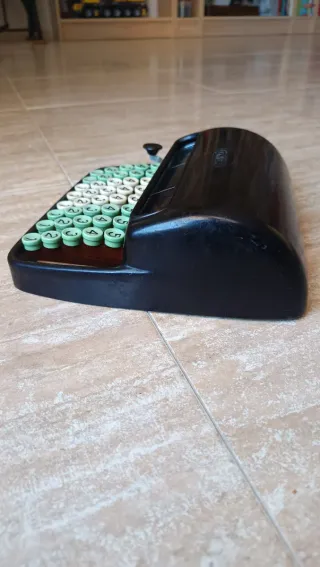 CONTEX A. Calculadora Mecánica Antigua.