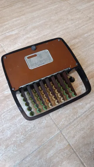 CONTEX A. Calculadora Mecánica Antigua.