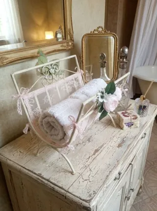 Portariviste shabby chic artigianale
