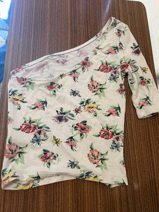 Top asimmetrico floreale taglia unica