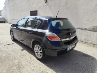 Opel Astra 2005