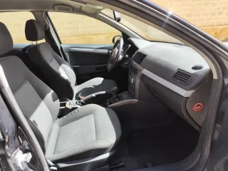 Opel Astra 2005