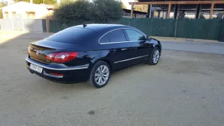 Volkswagen Passat CC 2011