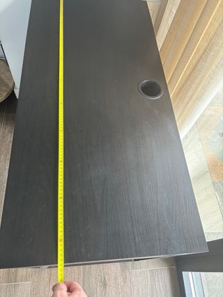 Escritorio negro madera y metal