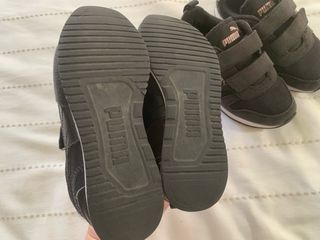 Lote zapatillas gemelos Puma velcro Talla 30