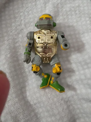 Figura Antigua Donatello Dorada