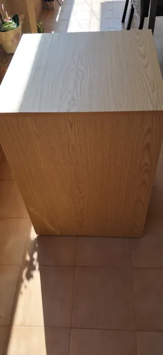 Cajonera de madera de roble