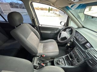 Opel Zafira 2005