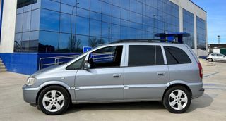 Opel Zafira 2005