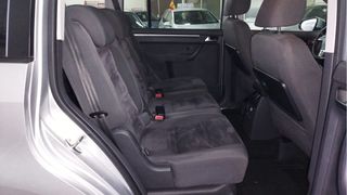 Volkswagen Touran 2012
