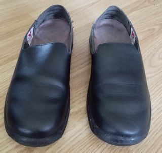 Zapatos negros de trabajo