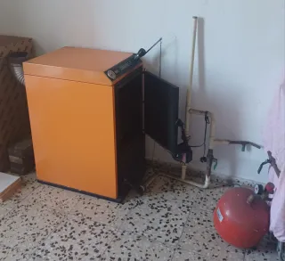 Caldera de leña para calefacción Carbomat 20
