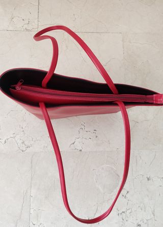 Bolso rojo minimalista Paris