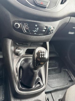 Ford Transit Courier Van 1.5 TDCi 71kW Ambiente