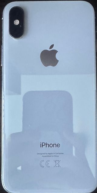 iPhone XS Blanco 64GB + Multiples caratulas