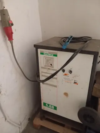 Carretilla elevadora eléctrica Komatsu