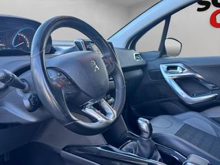 Peugeot 2008 Allure 1.2 PureTech 110 S&S