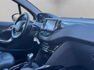 Peugeot 2008 Allure 1.2 PureTech 110 S&S