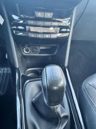 Peugeot 2008 Allure 1.2 PureTech 110 S&S