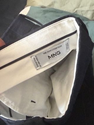 Traje de chaqueta y pantalón azul