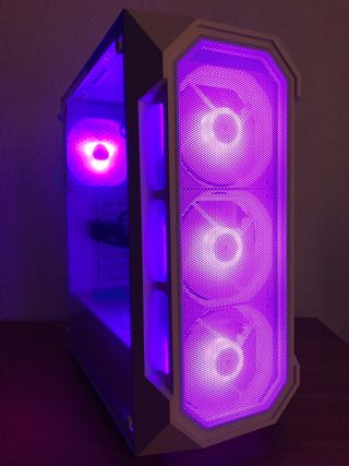 PC Gaming Blanco con RGB