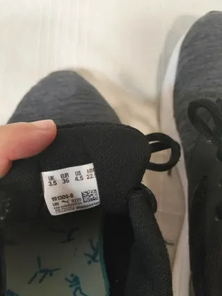Zapatillas Puma 35 Negras y Grises