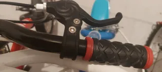 Bicicleta infantil B-PRO roja