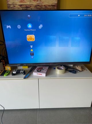 Cambio Consola PS3 Slim Negra muy completa