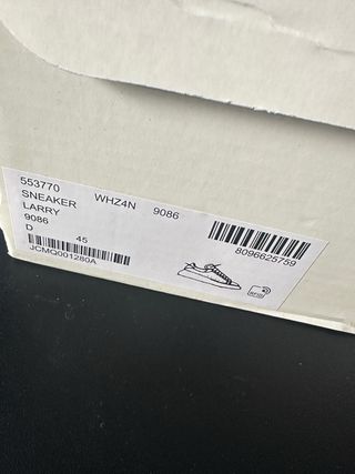 Sneakers Alexander McQueen Bianche e Nere