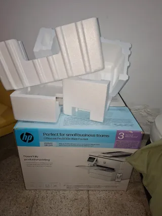 Stampante multifunzione HP Color LaserJet Pro MFP M479fdw