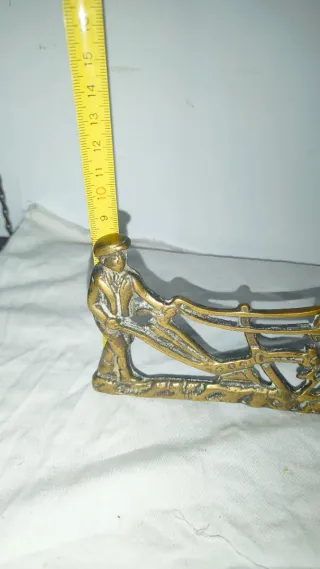 Antigua figura escultura granjero  caballos bronce