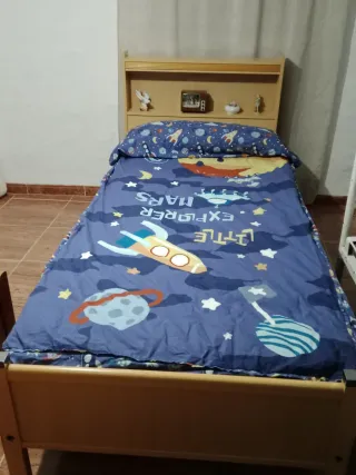 2 camas y 2 colchónes de 90*190 en  GRANADA