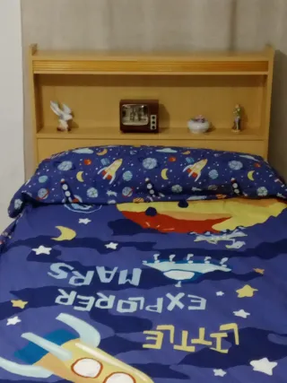 2 camas y 2 colchónes de 90*190 en  GRANADA