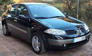RENAULT MEGANE SEDAN LUXE PRIVILEGE 1.6 16V