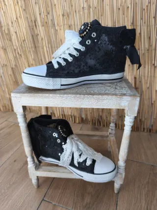 Deportivas "Converse".Decoradas a Mano.