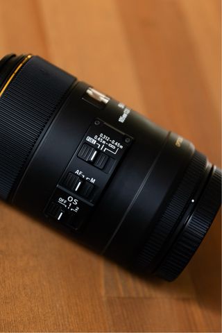 Sigma 105mm f2.8 EX DG Macro Canon