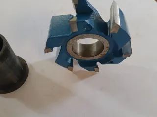 Maquina de carpinteria. Fresa número. 328