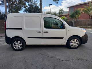 Nissan NV250