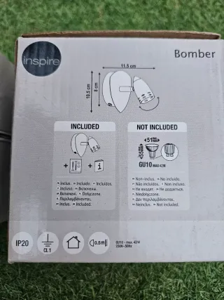 Foco, lámpara modelo Bomber, Gut10. Sin estrenar.