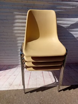 Sillas Beige Diseño Moderno